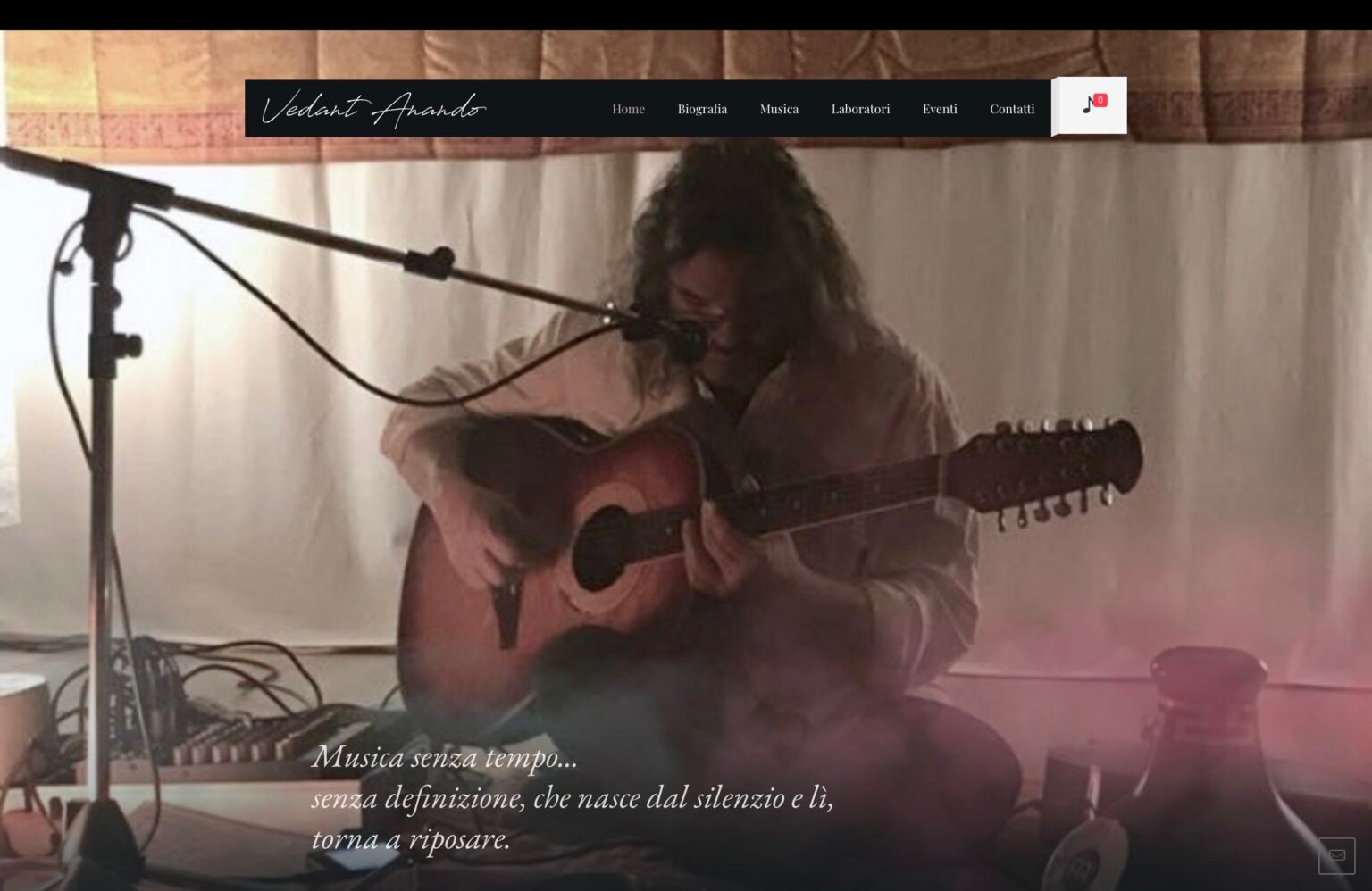 Homepage of the Vedant Anando website, with photography by Olistica
